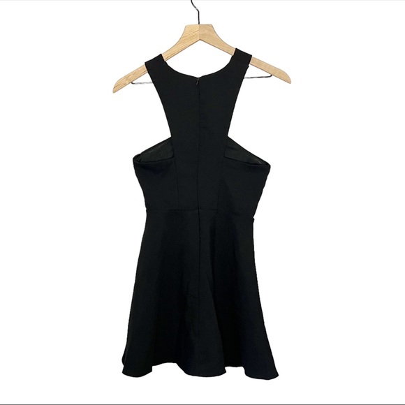 Lulu's Cross Front Sleeveless Norma Swing Skater Dress in Black S - Picture 3 of 8
